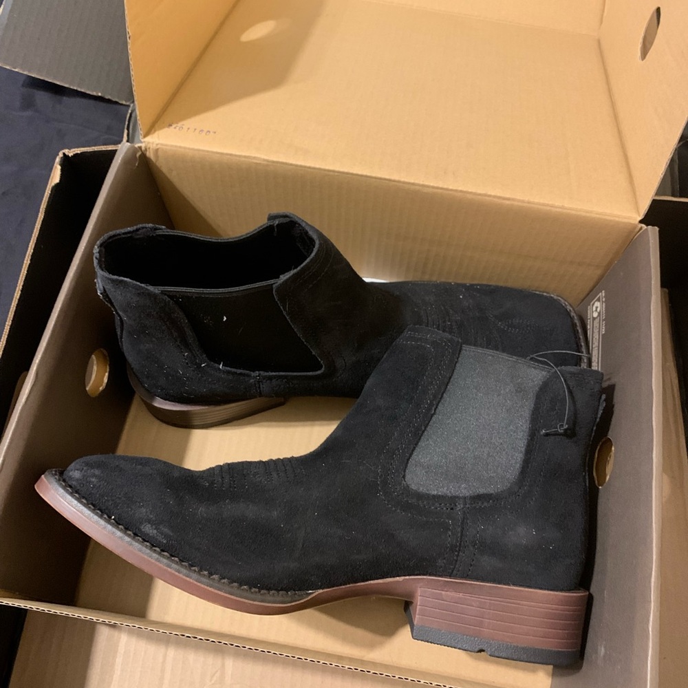 Black Suede Men's Chelsea Boots